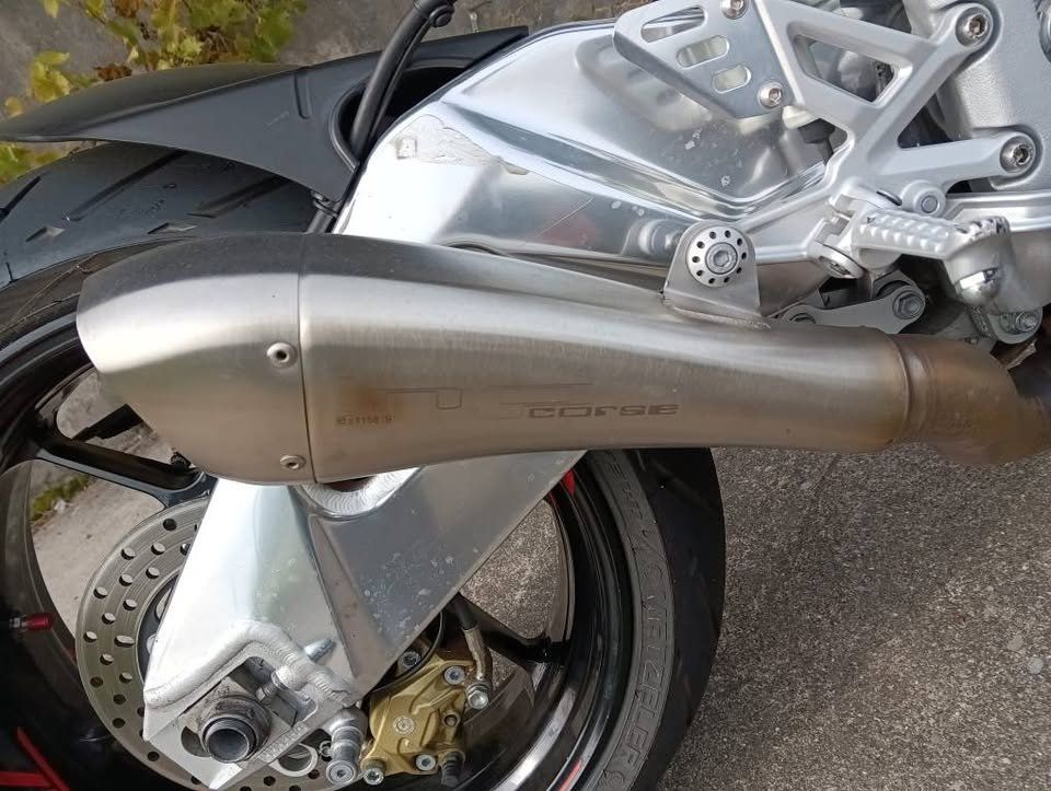 Aprilia Strada: Aprilia Tuono V4 – Usato da Chanéaz venduto da NaZaMy2908 4