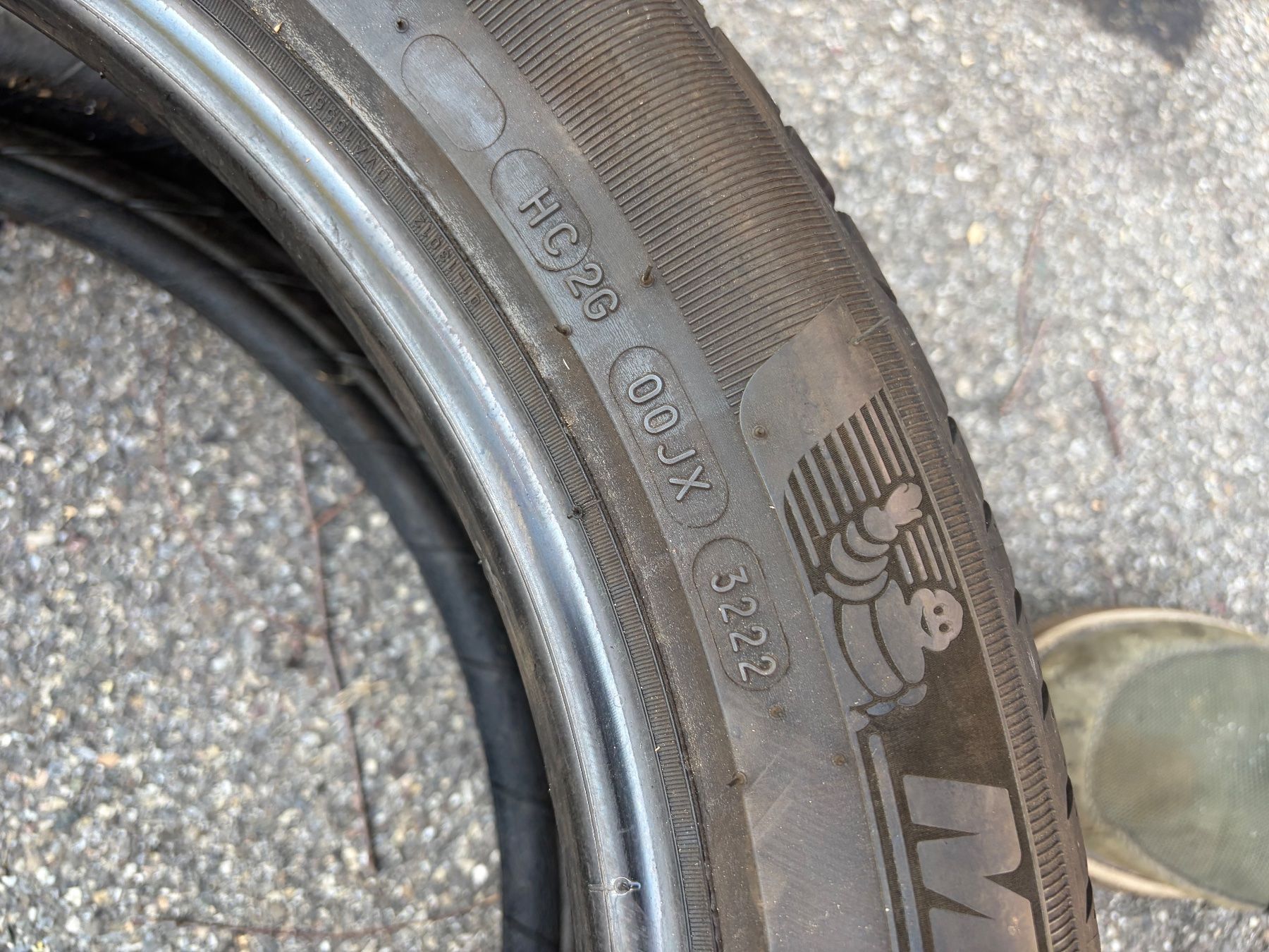 Michelin Pneus & Kompletträder: 205/55R19 Michelin e-primacy Reifen – Gebraucht aus Wettingen von Nici1932 3
