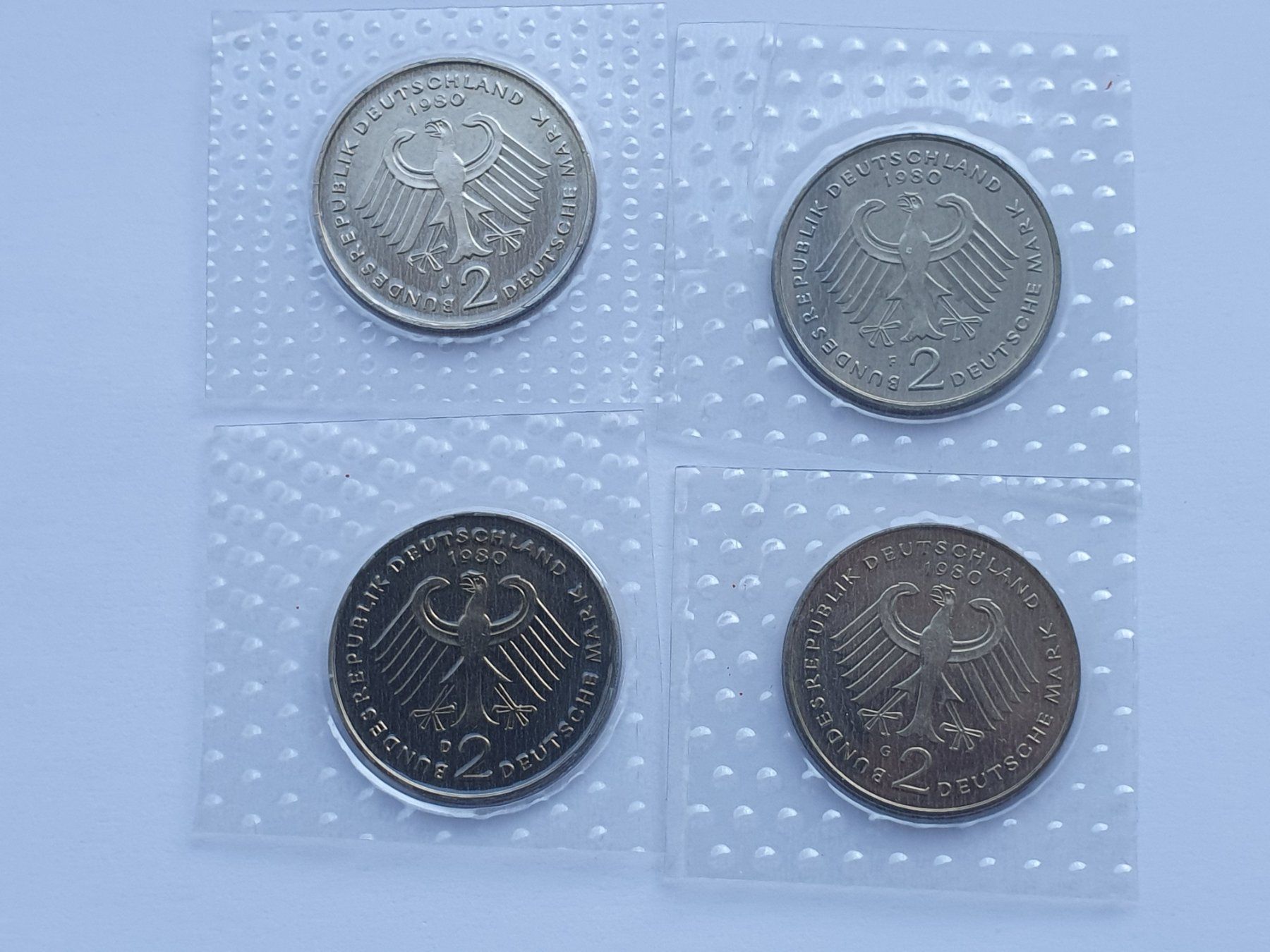 Tutti le monete: 2 DM 1980 Stgl D-F-G-J – Nuovo (secondo la descrizione) da Pravidondaz venduto da LVtik 1