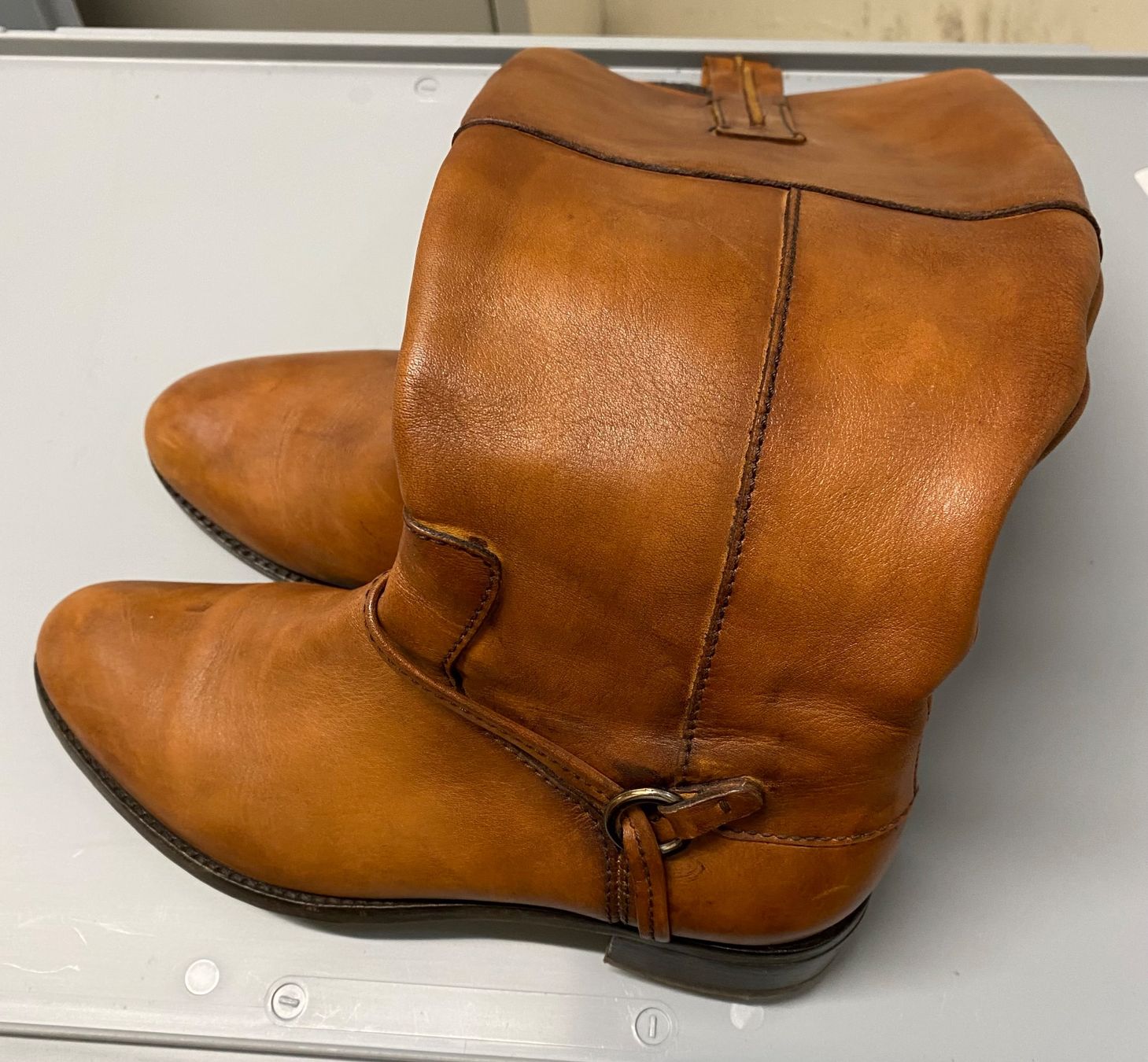 Damenschuhe: Wunderschönen Lederstiefel – Gebraucht aus Winterthur von Ruby_3 1