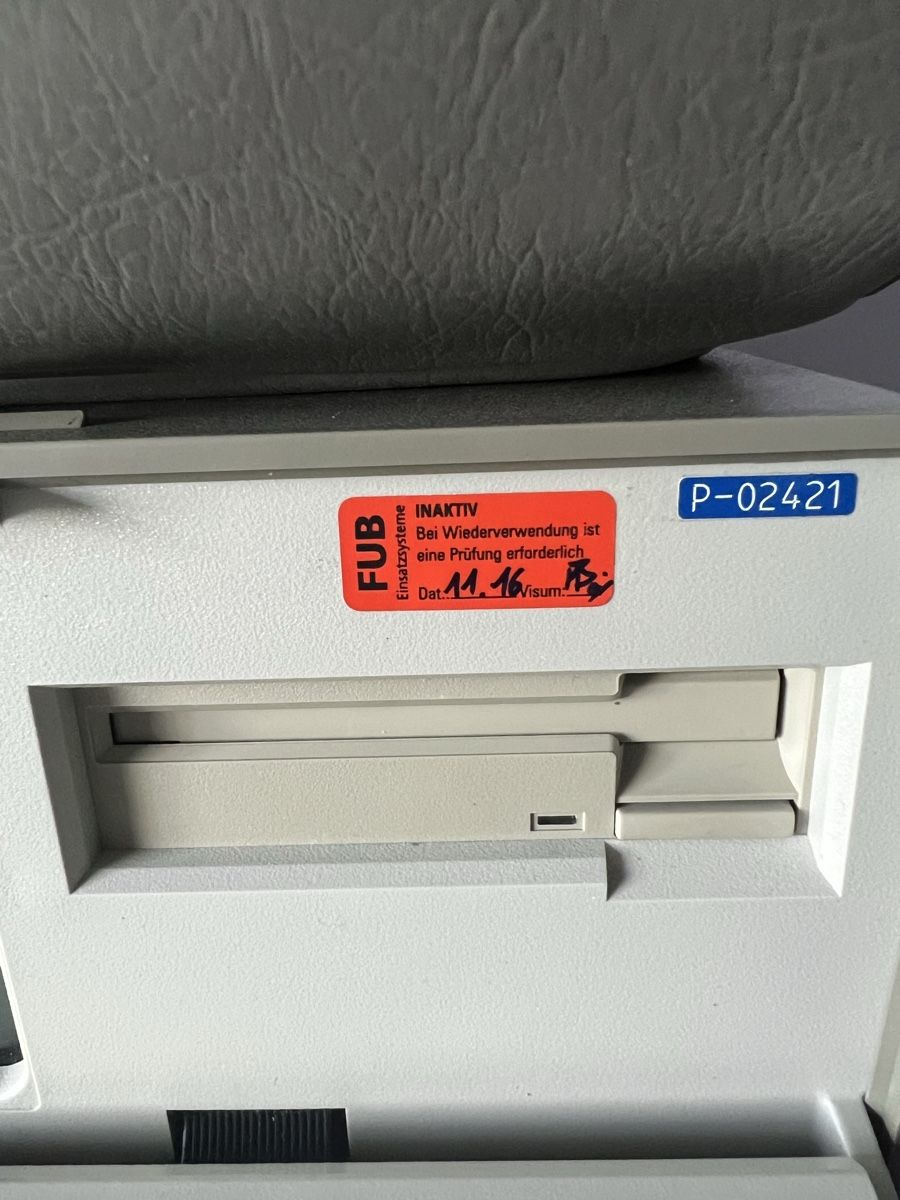 Hewlett Packard Misurare: HP 4951C Protocol Analyzer inkl Tasche Kabel Disketten 18180 – Usato da Oberhofen Thun'see venduto da SwissTreasure 2