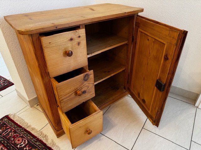Commodes: Antike Kommode – D'occasion à Oetwil a.d. Limmat par AGraf71 1