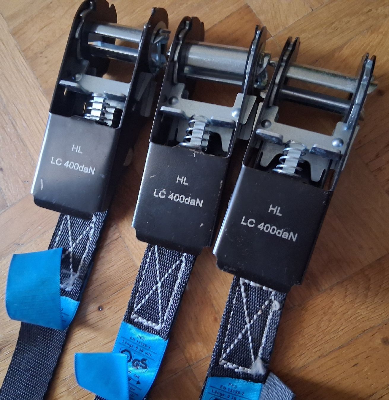 Tous les outils: Zurrgurte mit Ratsche  – D'occasion à Niederurnen par Yaris_8091 1