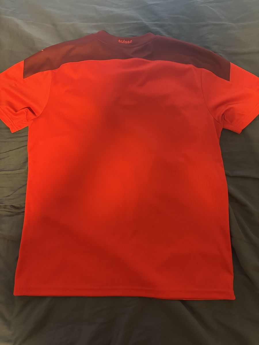 Schweizer Nati Canottiere & Pantaloni: Schweizer Trikot Away / Grösse L – Nuovo (secondo la descrizione) da Diepoldsau venduto da yannick_1805 1