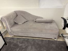 Chaise longue Bambi grigia, come nuova, affare!