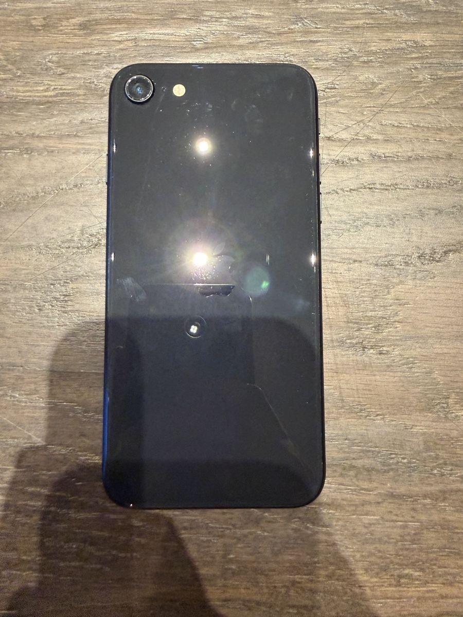 Apple Handys / Smartphones: iPhone SE 2020 128GB ab 1.-!  – Gebraucht aus Binz von leo_bzh5 2
