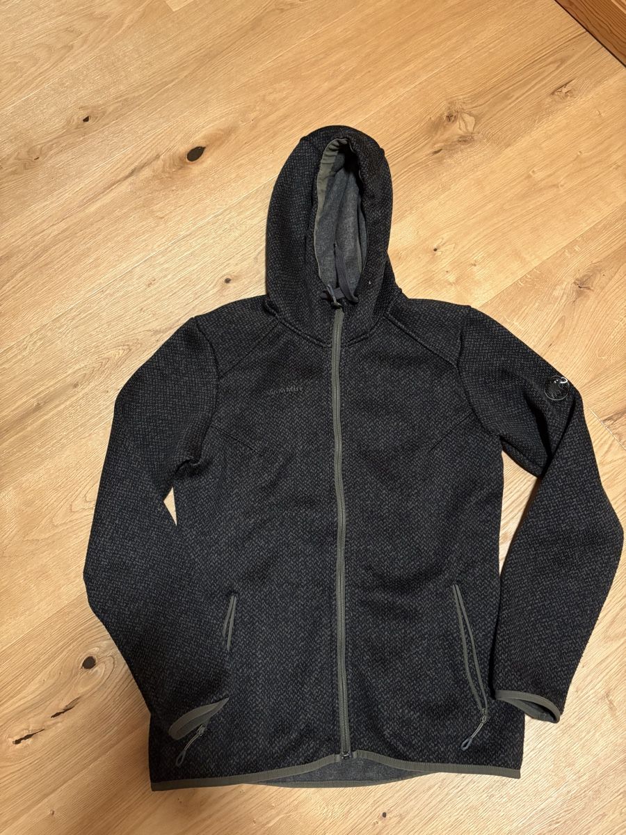 Mammut Giacche: Mammut Midlayer Olive/ schwarz Damen Gr. M – Usato da Boswil venduto da lindebluetetee