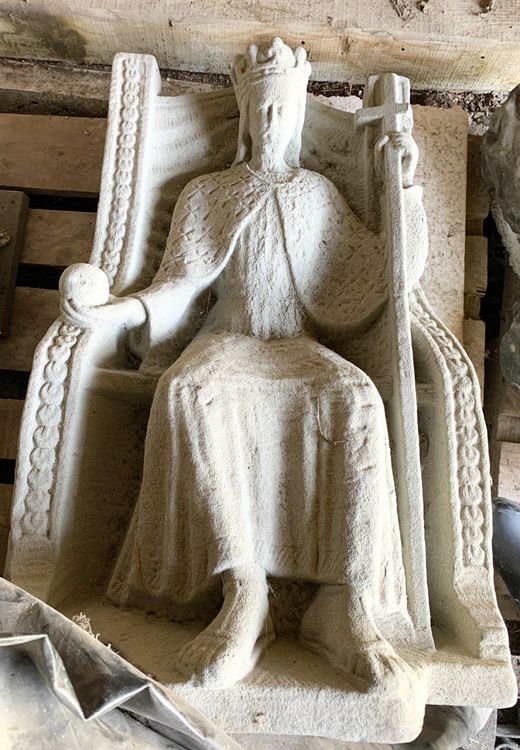 Kirchlicher Würdenträger aus Sandstein | Kaufen auf Ricardo