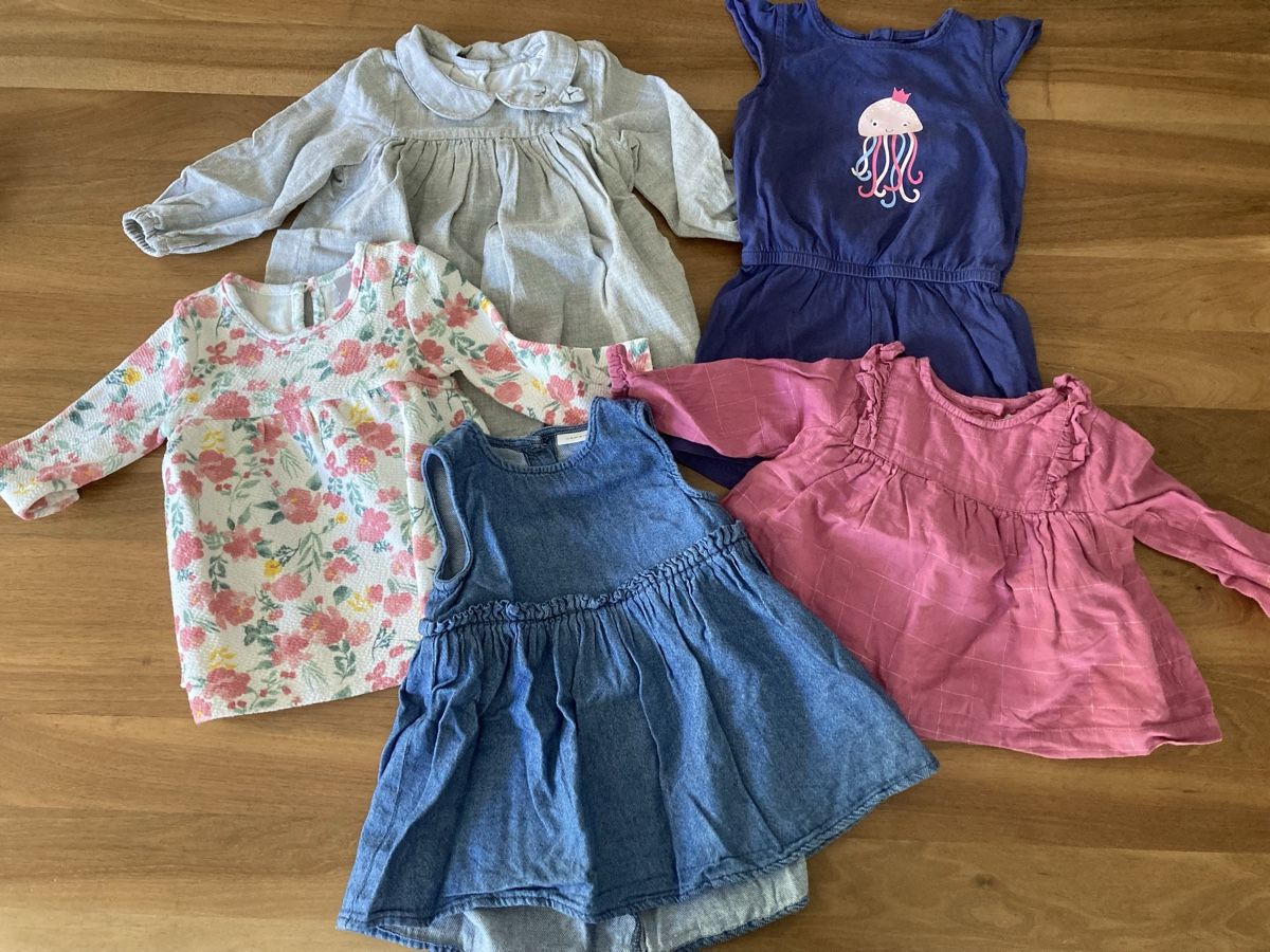 Lotti & Set di vestiti: Mädchen Paket Grösse 74 – Usato da Fieschertal venduto da Jordanja11 6
