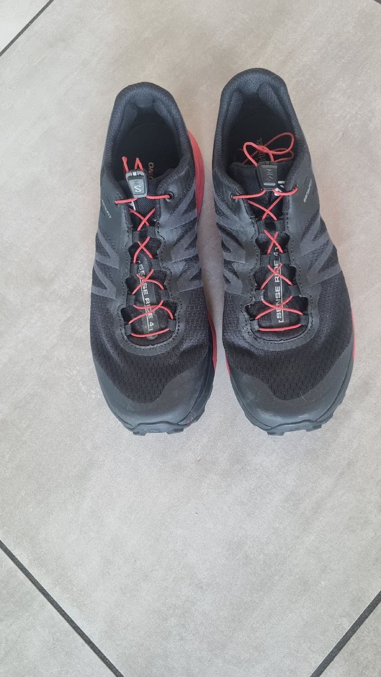 Salomon Scarpe da uomo: Adidas Sense Ride 4 – Usato da Biasca venduto da Siosmart
