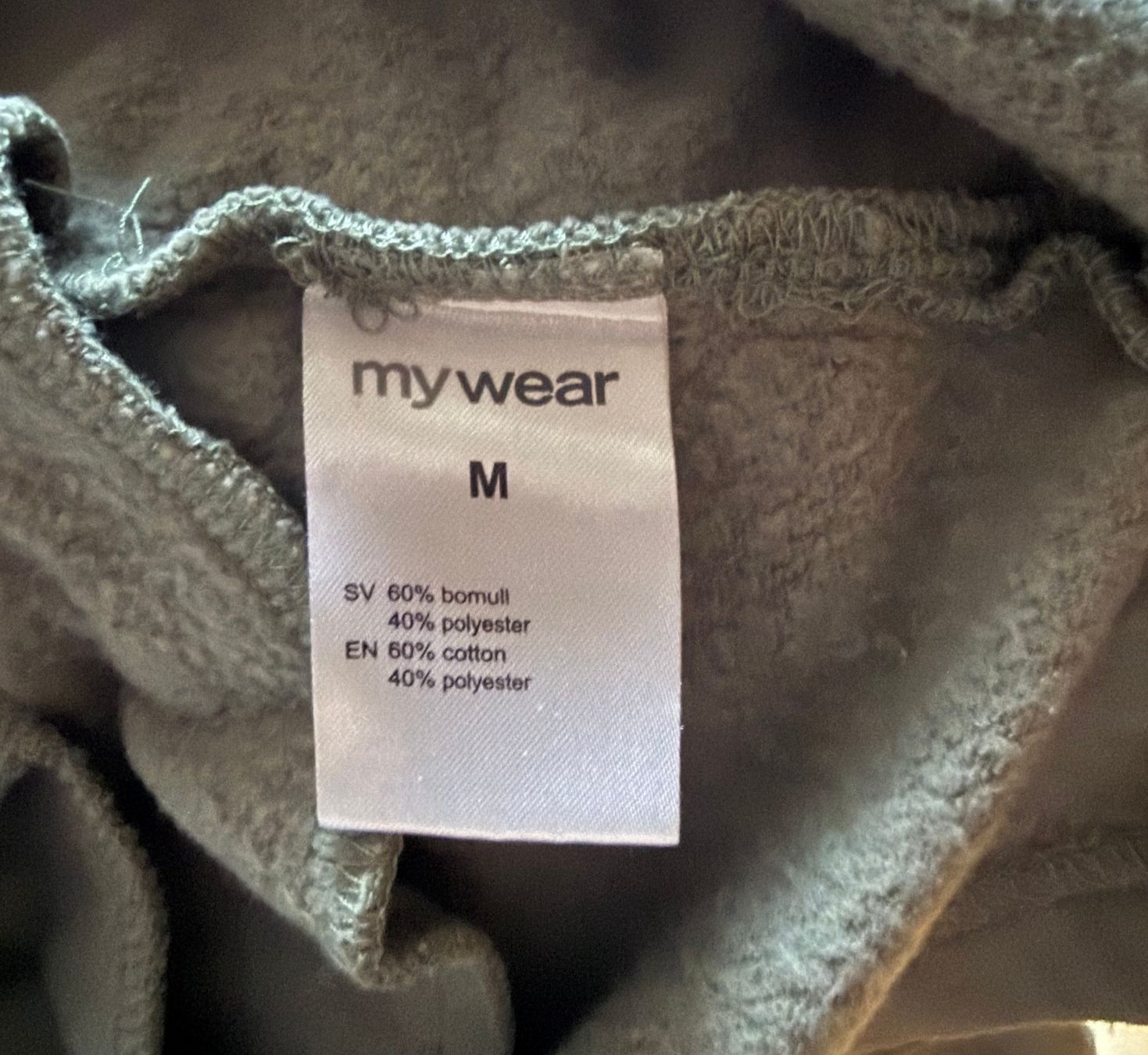 Maglioni & Felpe: schöner Oversize Pulli mit Kapuze, helles oliv – Usato da Zäziwil venduto da kreative-ideen 5