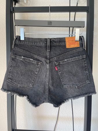 Levi’s 501 Denim Shorts grau schwarz Gr. 25 sexy