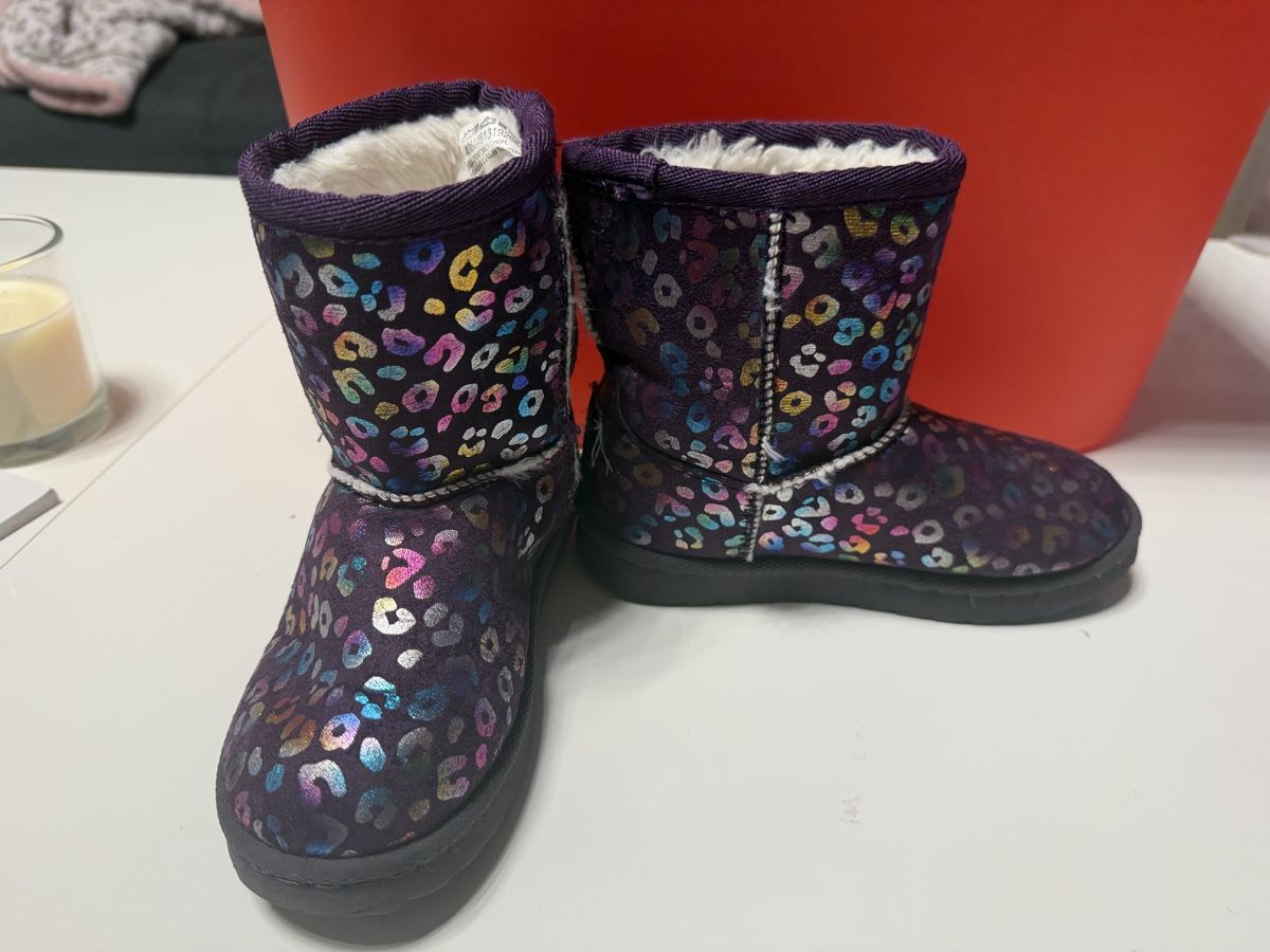 Scarpe per ragazze: Mädchen Stiefel in gr 28 – Usato da Rafz venduto da nem_86lc