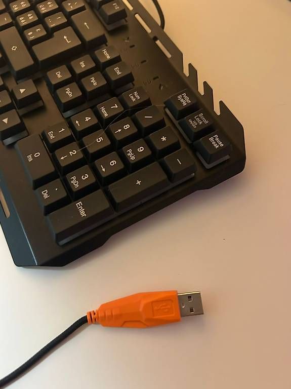 Claviers: Gaming Tastatur,Mouse,Mousepad – D'occasion à Bern par ett_t62m 1