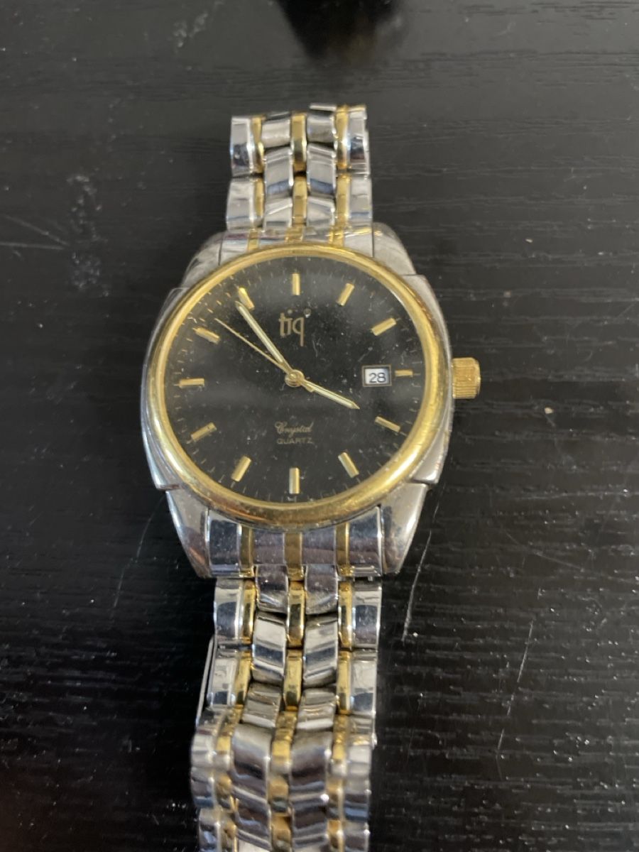 Orologi: Tiq Uhr – Difettoso da Abtwil sg venduto da Kueng.MultiOutlet