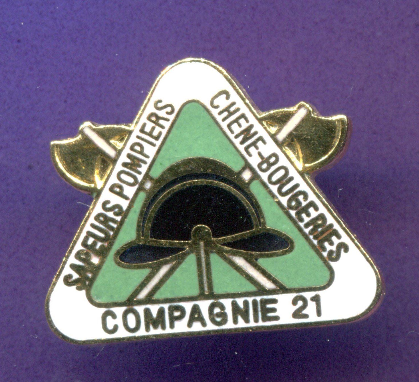 Placchette & Badge: SAPEURS-POMMIERS	 CHENE-BOUGERIES – Usato da Winterthur venduto da Sammleroase