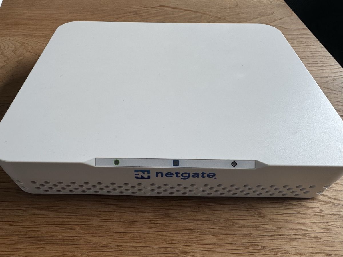 Netgear Firewall: Netgate 4100 pfSense + – Gebraucht aus Zufikon von Tema11