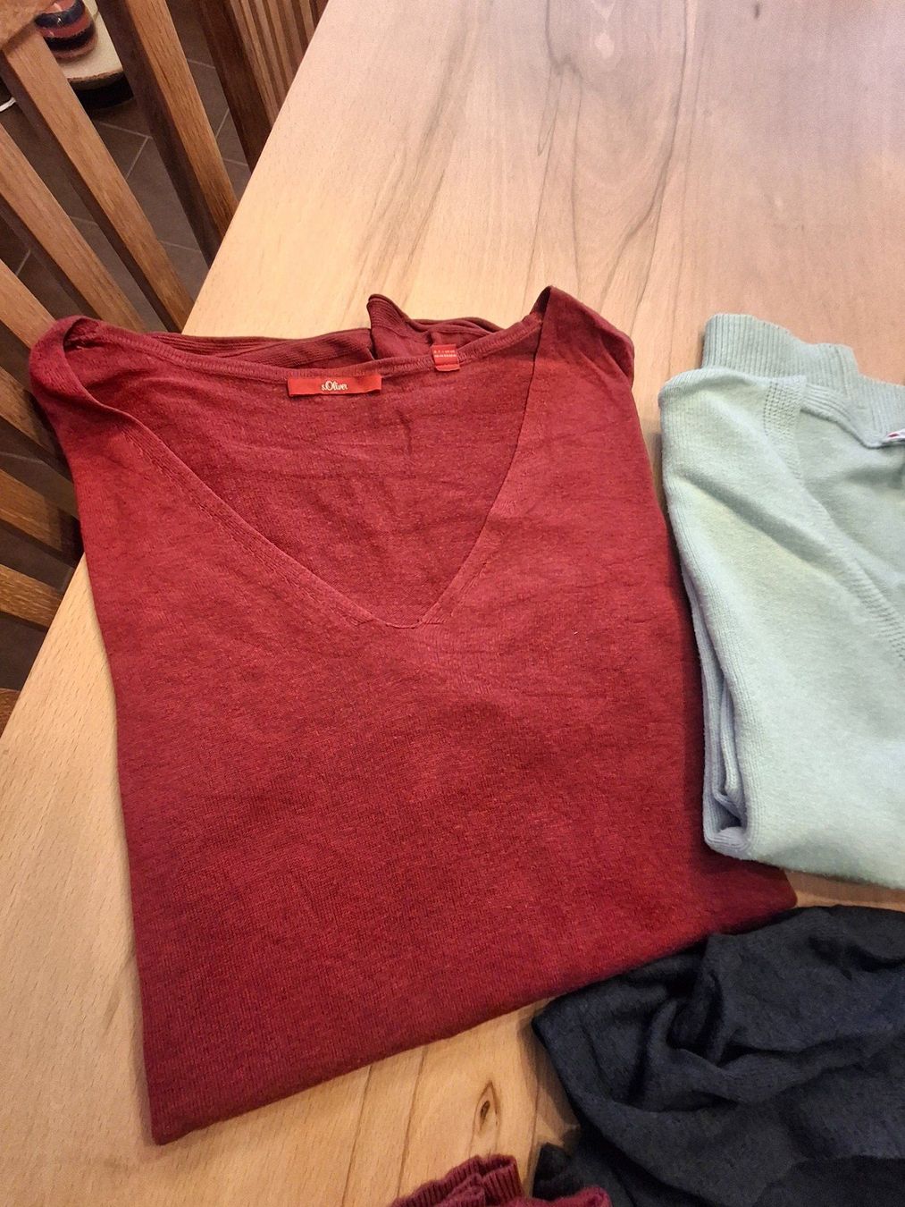 Maglioni & Felpe: 6 Pullover XXL/46 – Usato da Bilten venduto da pelanov 1