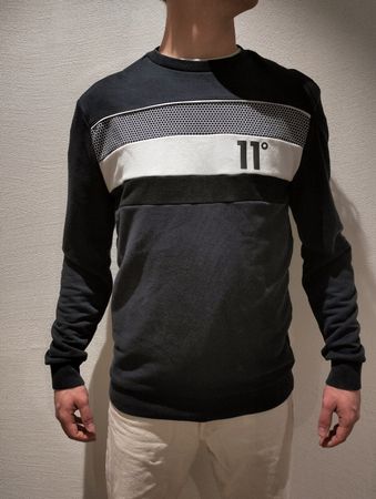 11 Degrees Sweater Gr. S