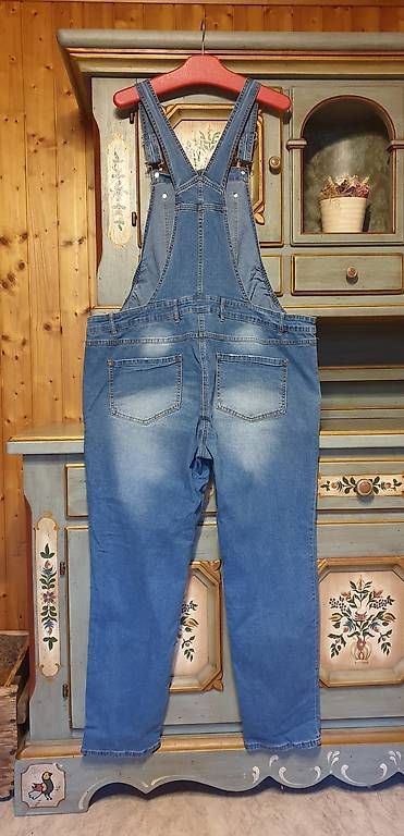Pantaloni: Umstands Latzhose 48 – Usato da Stoos SZ venduto da may_p9xx 1