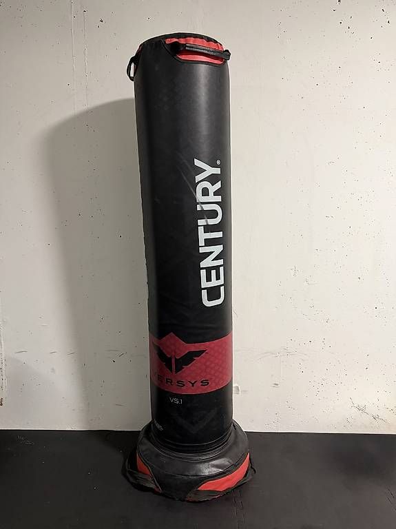 Sacchi da boxe: Boxsack Century Versys VS 1 – Usato da Neuhausen venduto da Rambodiesli