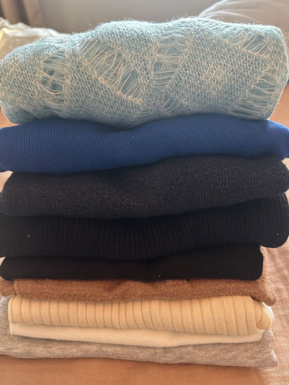 Lotti di vestiti: Kleiderpaket Strick 9-teilig, Gr. M – Usato da Horgen venduto da hubbabubba_101