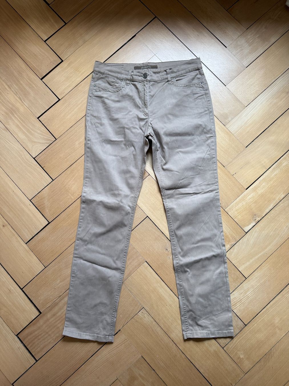 Hosen: ZERRES - Chino Hose hellbraun 40 – Gebraucht aus Zürich von Diazaio