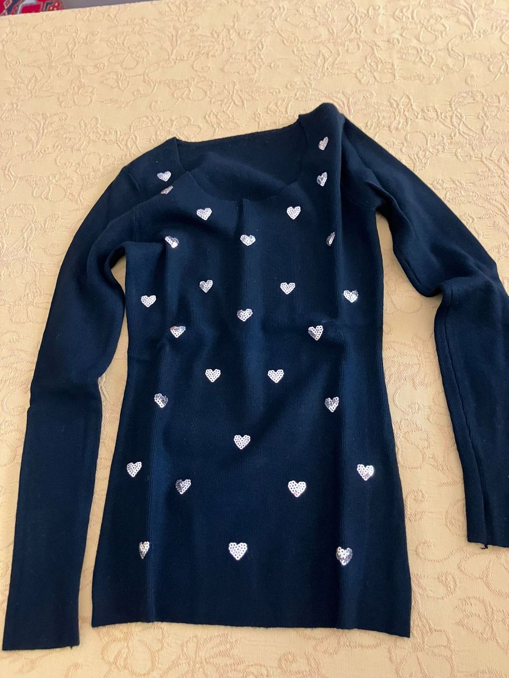 Pullover & Sweatshirts: Pullover nero cuoricini tg. S/M misto viscosa – Gebraucht aus Melano von H-Sara