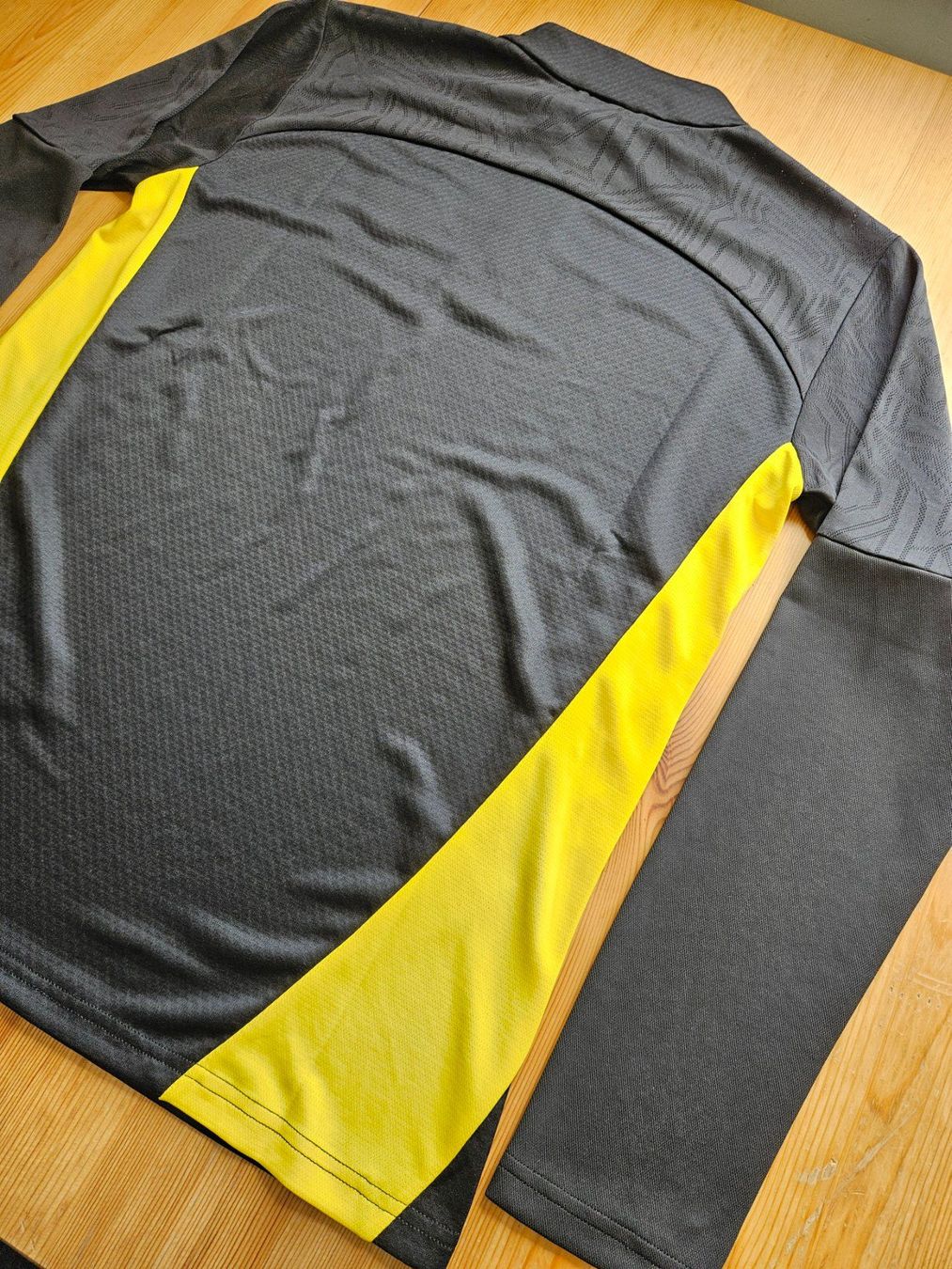 Puma Leibchen & Hosen: Borussia Dortmund Trainingsoberteil NEU Puma Grösse M BVB – Neu (gemäss Beschreibung) aus Hägglingen von United-Village-Trade 6