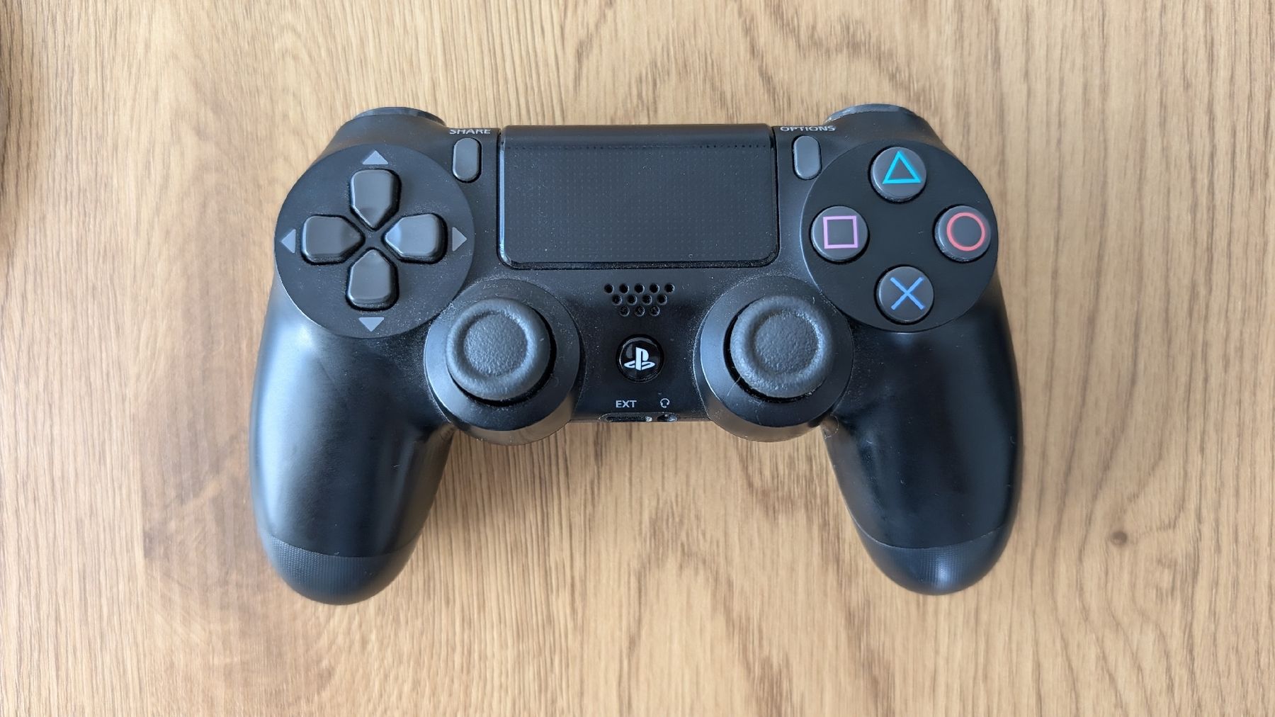 Sony Console: Sony PS4, Systemsoftware 9.60, Controller & Zubehör – Usato da Winterthur venduto da fcs_vsx2 1