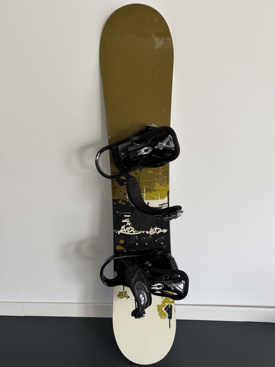 Nidecker Board: Nidecker Snowboard mit Bindung – Usato da Killwangen venduto da was.sharp 1