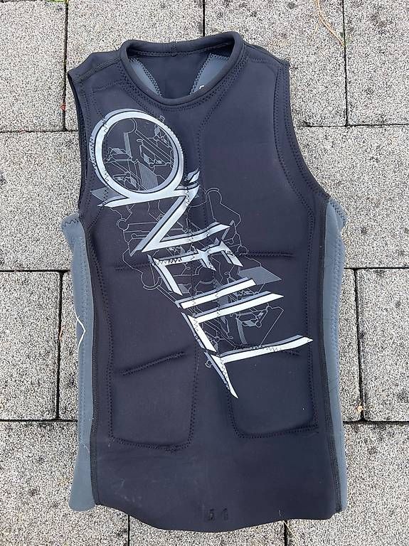 O'Neill Gilets de sauvetage: Schwimmweste Wakeboard Oneil – D'occasion à Oberwil BL par t-jay-double-u 1