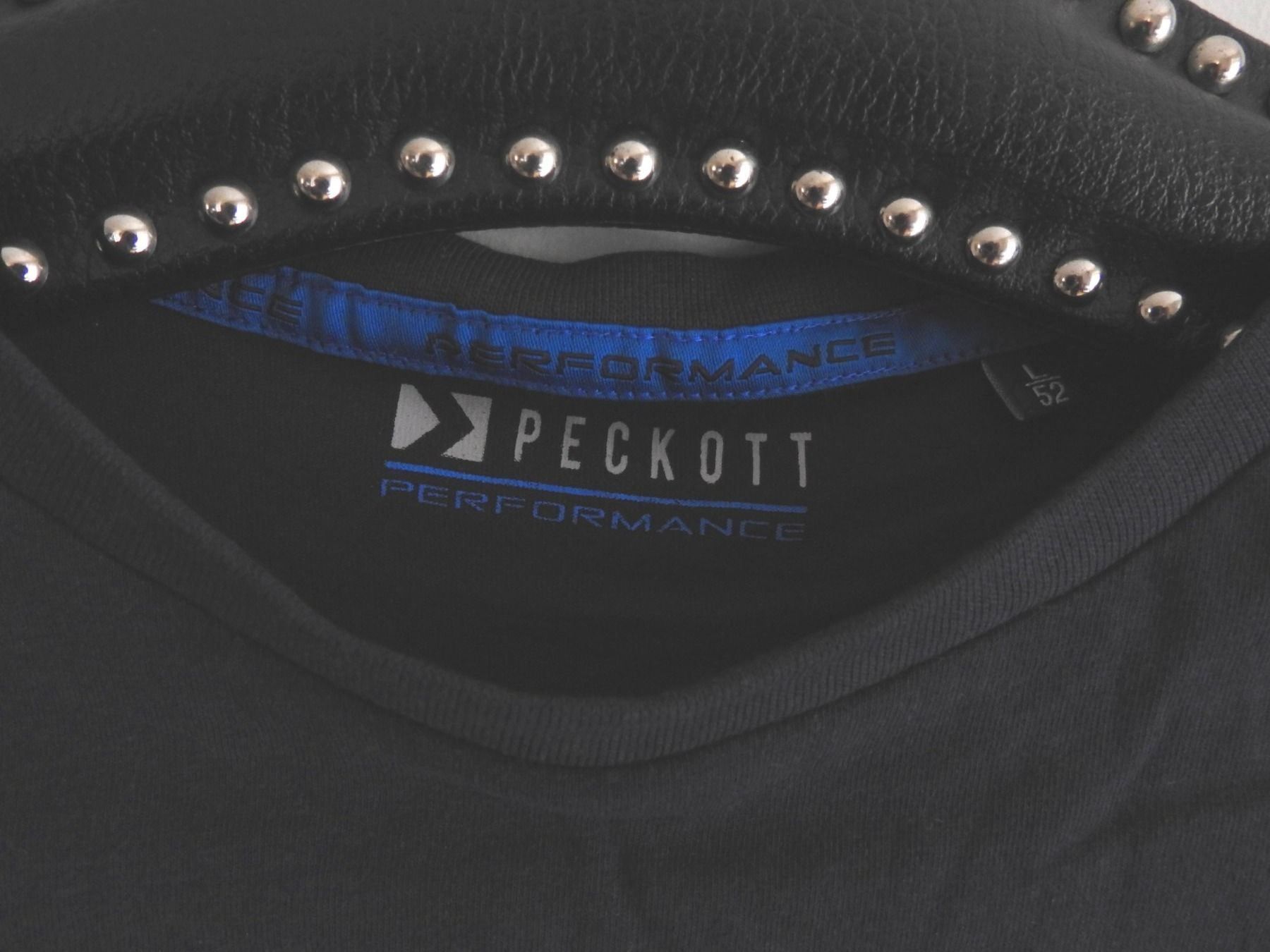 T-Shirts: T-Shirt 2x L Peckott Performance Herren – Gebraucht aus Zürich von Malco0 1
