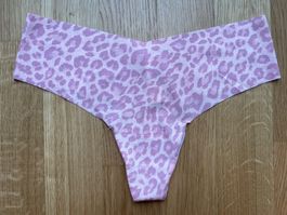Victoria’s Secret No Show Thong M NEW