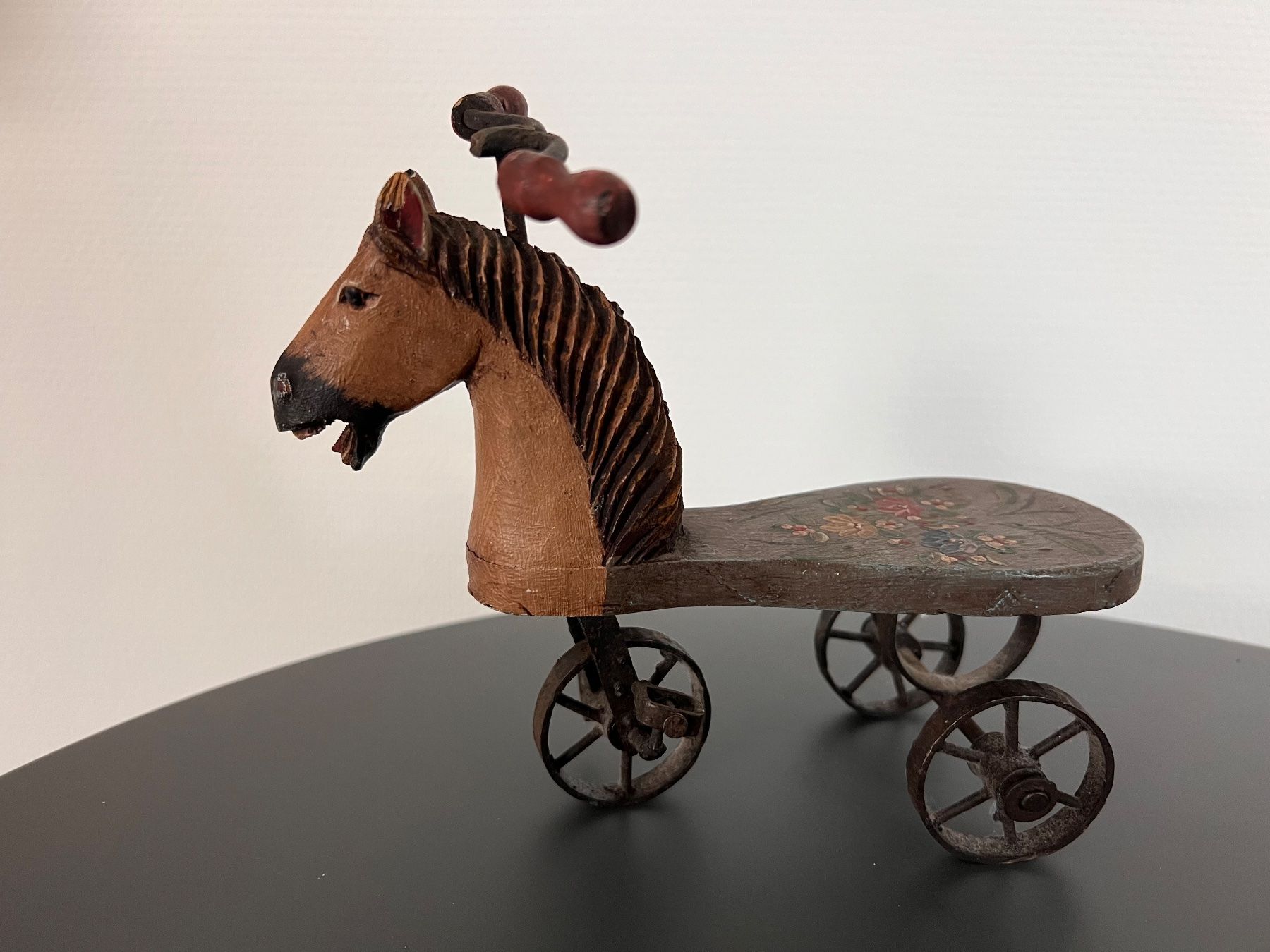 Tutte le decorazioni: Vintage-Dreirad, Pferd aus Holz – Usato da Arbon venduto da mei_cnd6