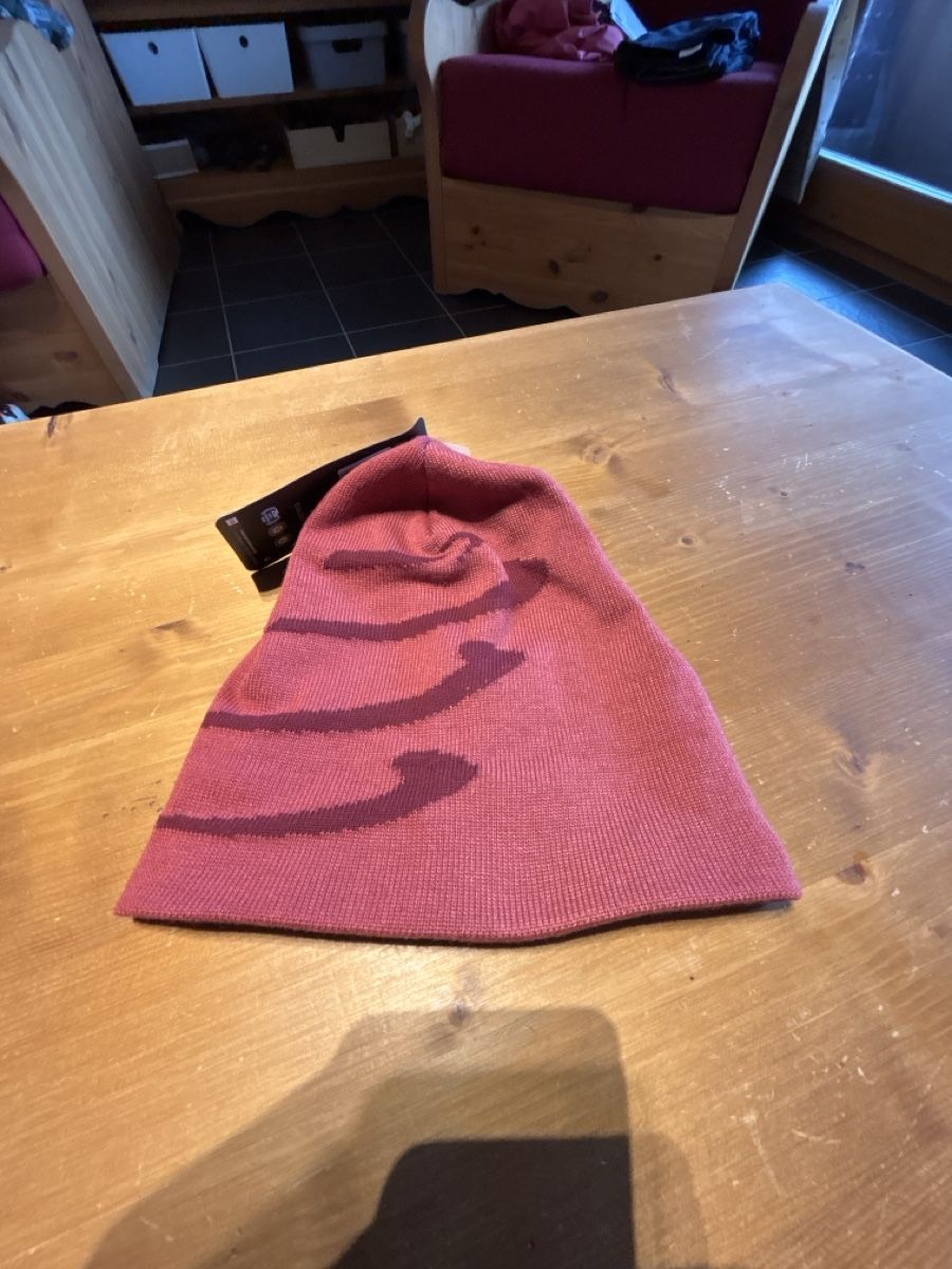 Compressport Copricapi, berretti & cappellini: Bonnet compressport – Nuovo e nell'imballaggio originale da Val-d'Illiez venduto da Laurent046 2