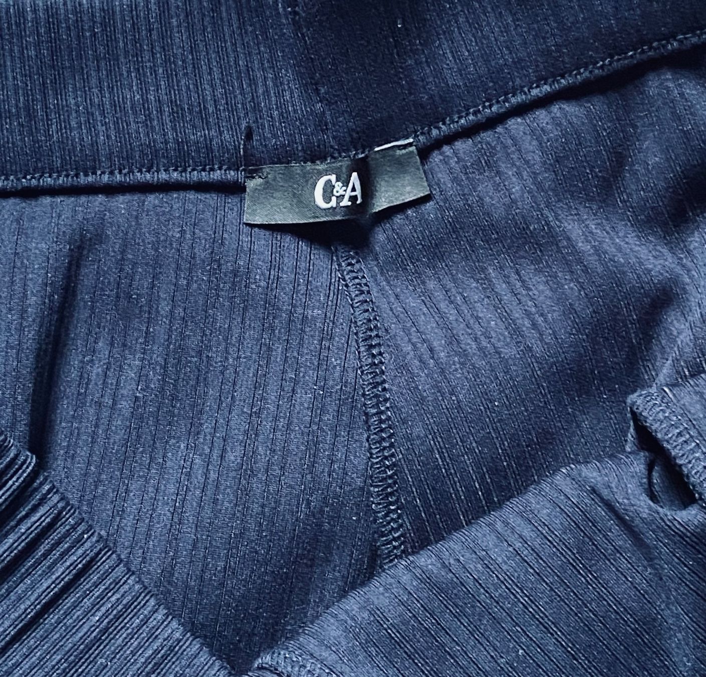 C&A Pantaloni: Leichte 3/4 Damenhose, Gr. 44, C&A, Neu – Nuovo (secondo la descrizione) da Bözberg venduto da RosmarieOb 3