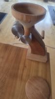 Getreidemühle hawo's manuell aus Holz guter Zustand
