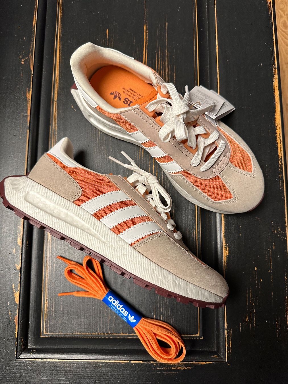 Adidas Damenschuhe: Adidas Sneakers  Grösse 39 1/3 – Neu und originalverpackt aus Zürich von Faetze0 1