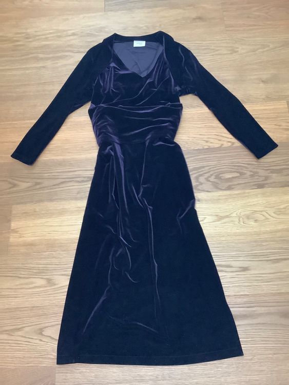 Langes violettes Samtkleid Akris punto mit Jäckchen | Kaufen auf Ricardo