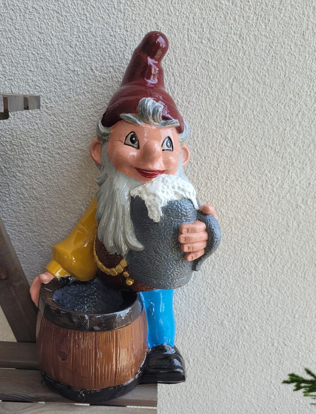 Figuren: Gartenzwerg mit Bier und Fass – Gebraucht aus Baar von Zwergen-Atelier4 1