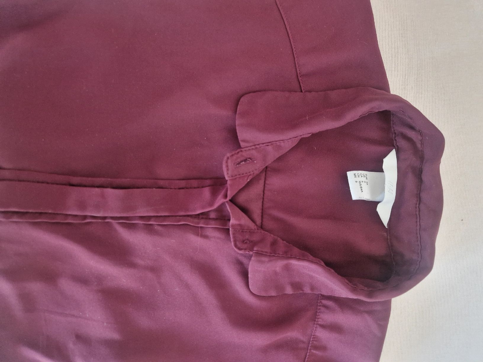 H&M Camicette: Hemd bordeaux H&M Grösse 36 – Usato da Basel venduto da Laura0133 1
