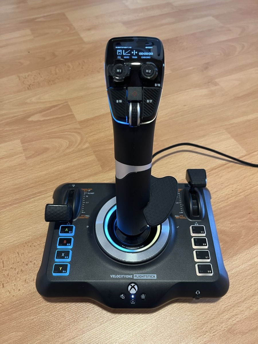 Thrustmaster Manettes: Turtle Beach Velocity One Flightstick  – D'occasion à Adetswil par sch_9hl6