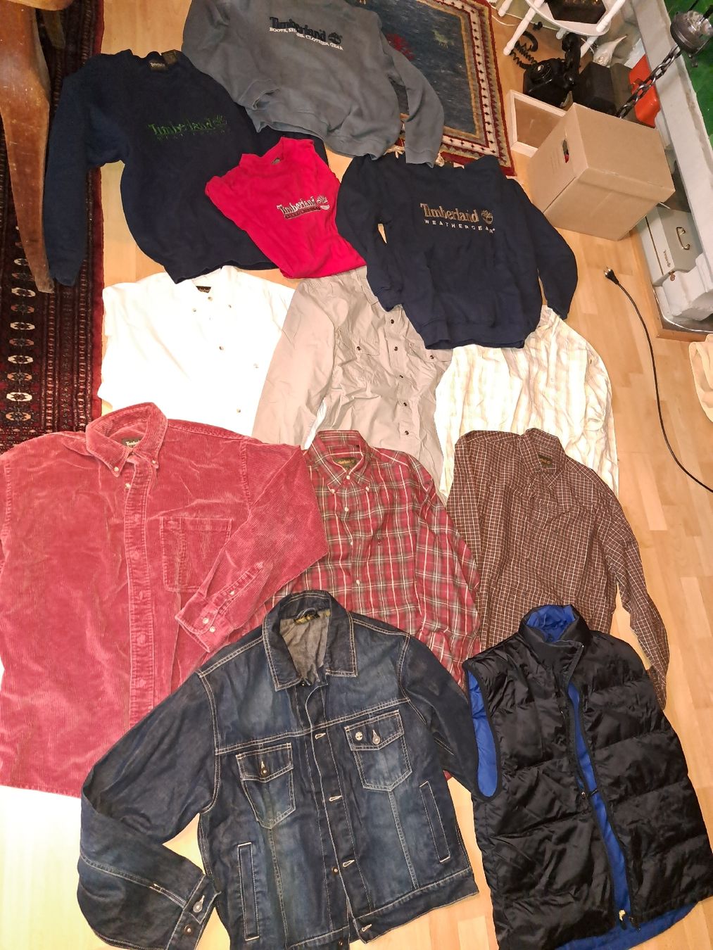Kleiderpakete: 12 x TIMBERLAND GR.M Kleiderpaket – Gebraucht aus Kölliken von Upcycling-by-Mc-TAM