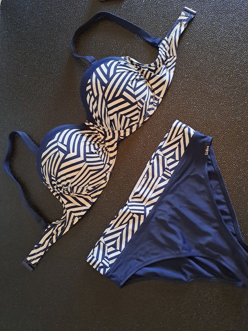 Costumi da bagno & Bikini: Lidea Bikini-Set Grösse 40/E dunkelblau weiss neuwertig – Nuovo e nell'imballaggio originale da Basel venduto da Sevenaa