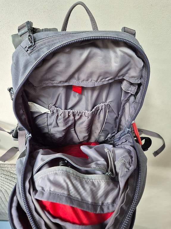 Zaini: Mammut Nirvana Tourenrucksack 22l – Usato da Frauenfeld venduto da Angie25 2