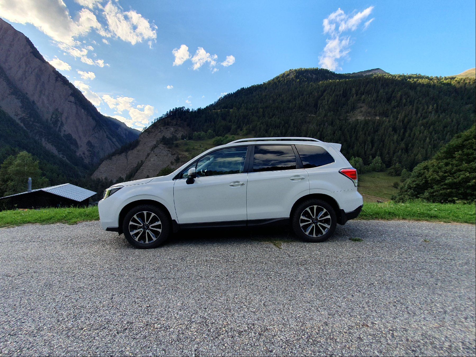 Subaru Autos: Subaru Forester 2.0 XT Turbo – Gebraucht aus Binn von  4