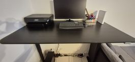 Ikea Bürotisch «Bekant», elektrisch verstellbar, schwarz
