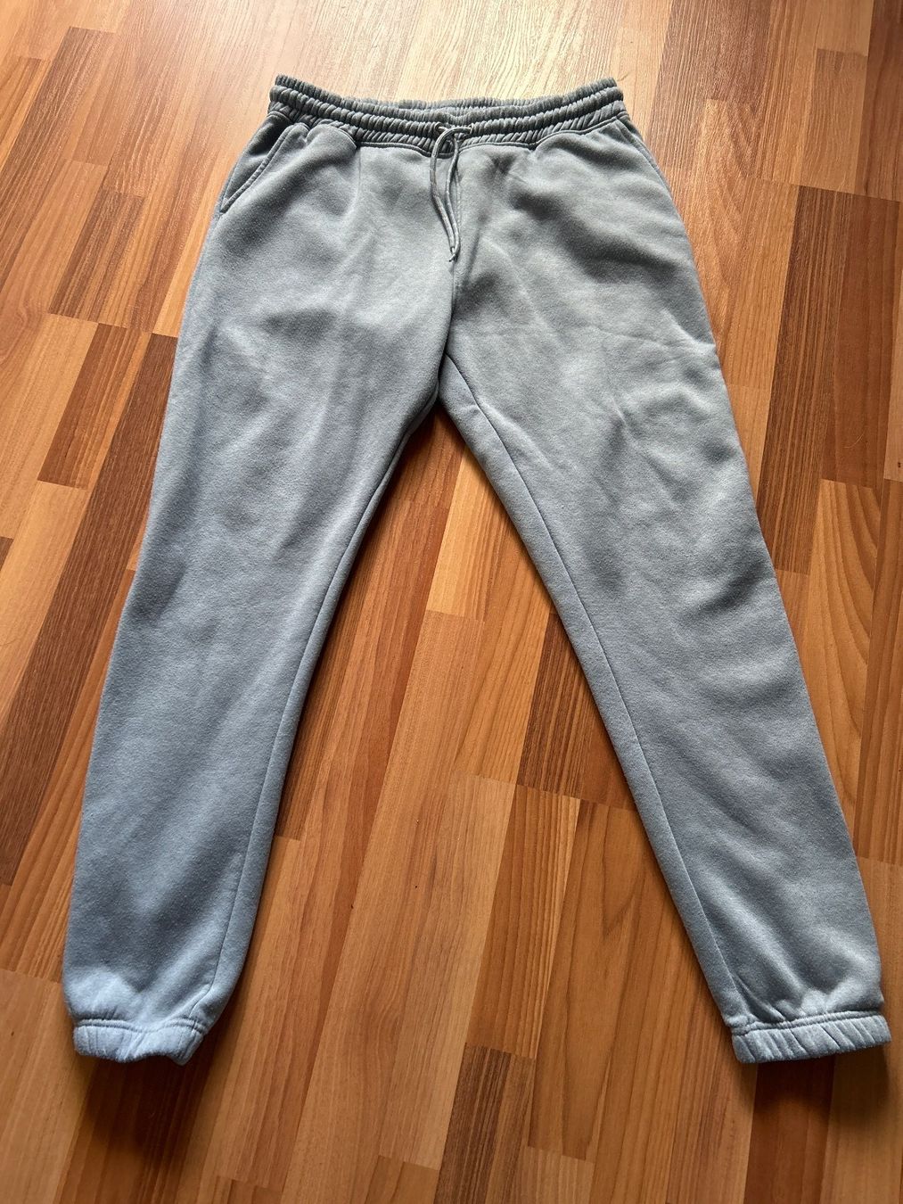Pantaloni: Top Zustand: Chicoree Jogginghose, hellblau, Grösse XL – Usato da Villnachern venduto da RicardoMary