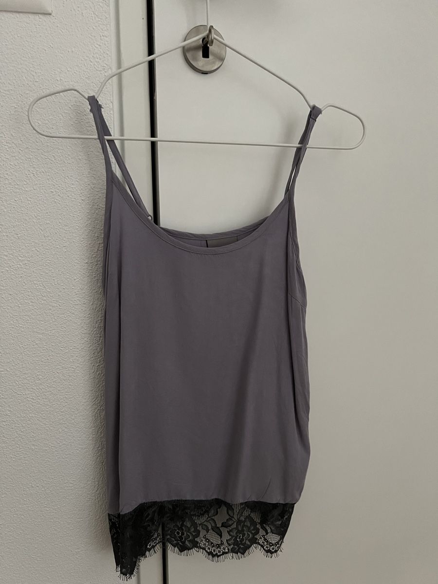 Vero Moda Top: Top Vero Moda Gr. XS – Usato da Stein am Rhein venduto da Selomelo.